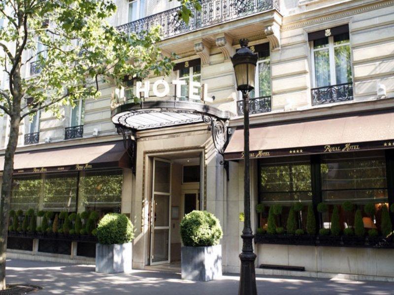 Royal Hotel Paris Champs Elysees Exterior photo